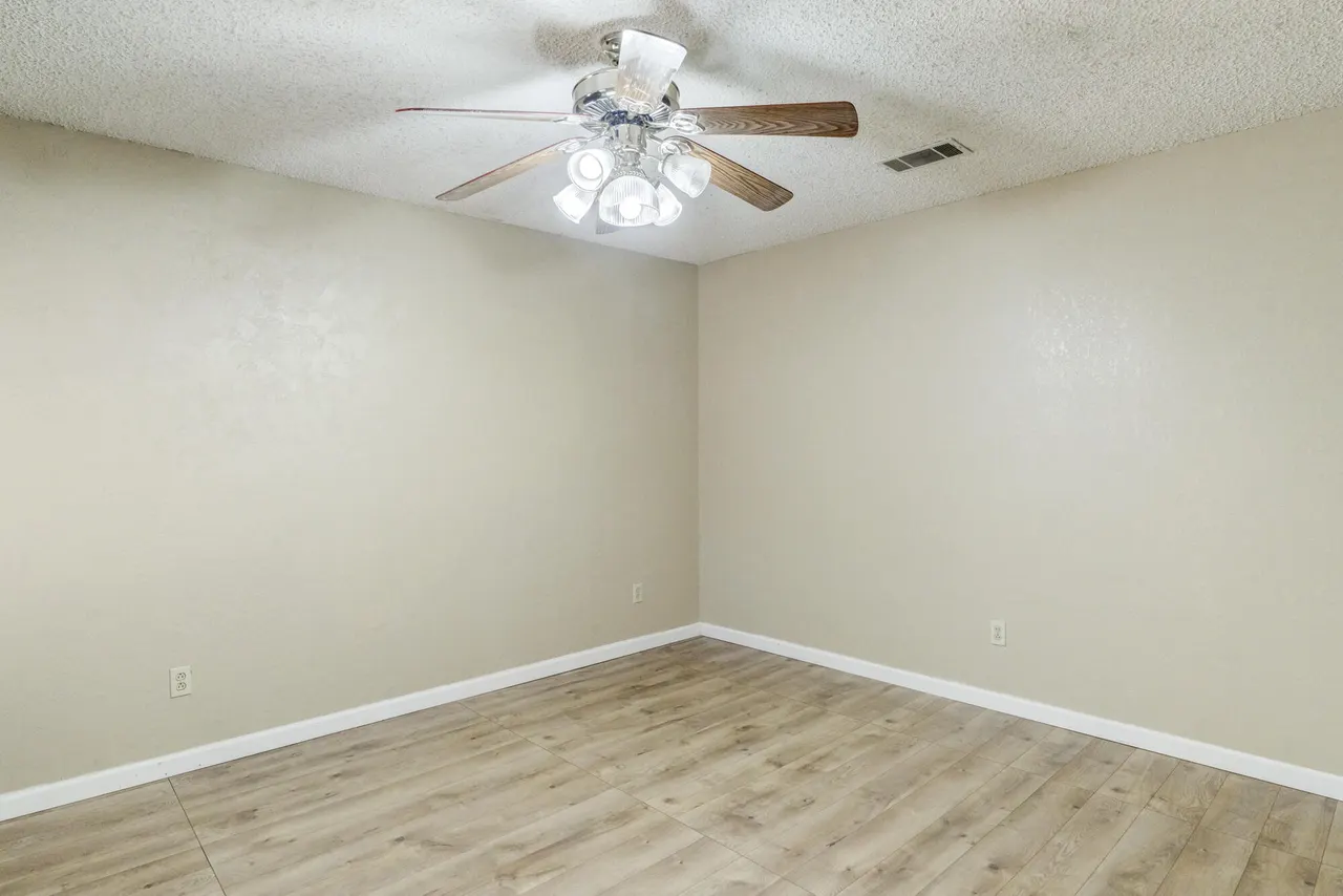 Photo 65 — 9604 Savannah Avenue, Lubbock, TX 79424