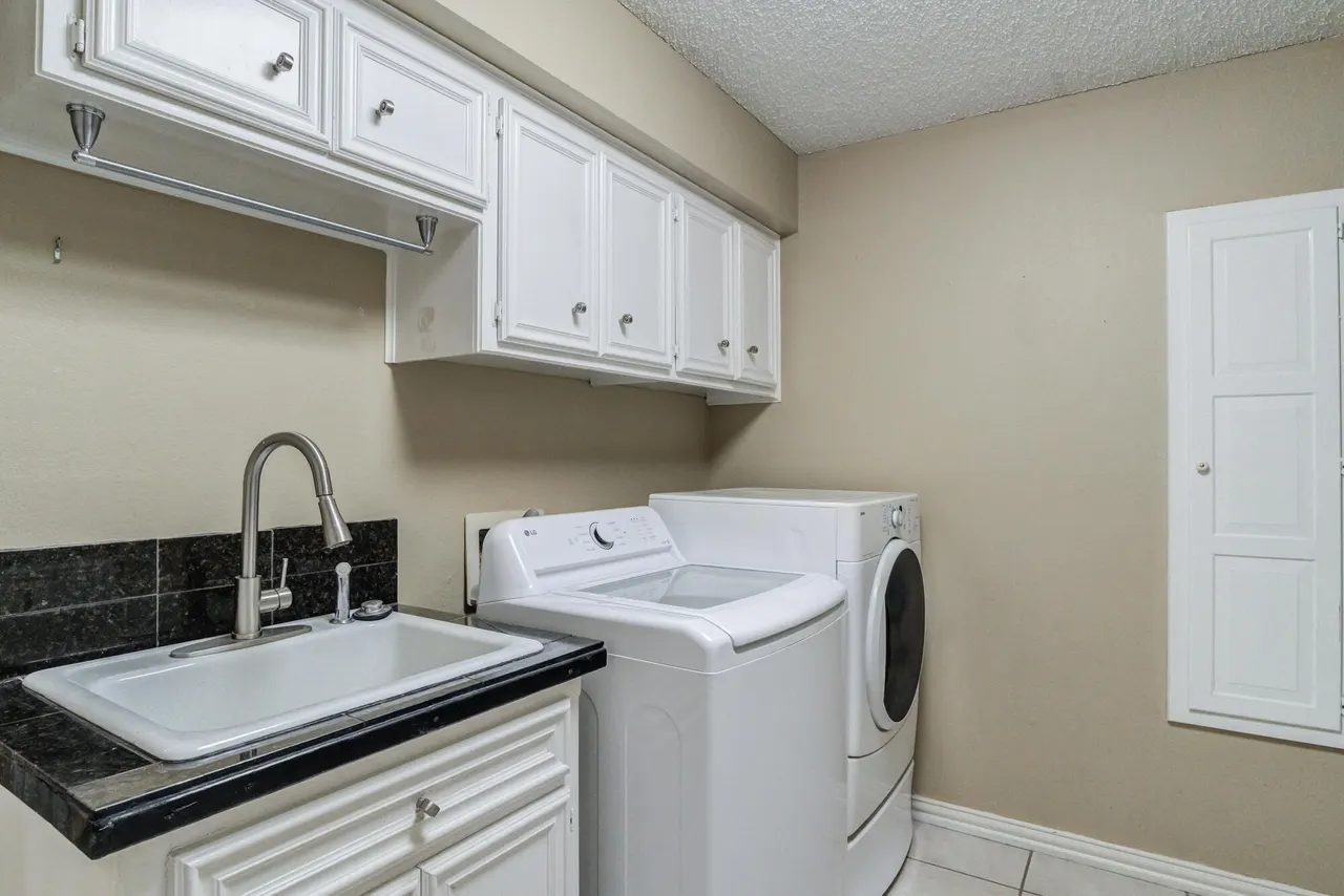 Photo 70 — 9604 Savannah Avenue, Lubbock, TX 79424