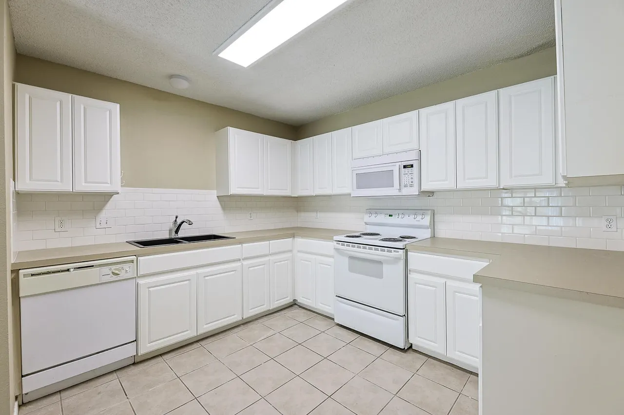 Photo 10 — 3407 97th Street, Lubbock, TX 79423