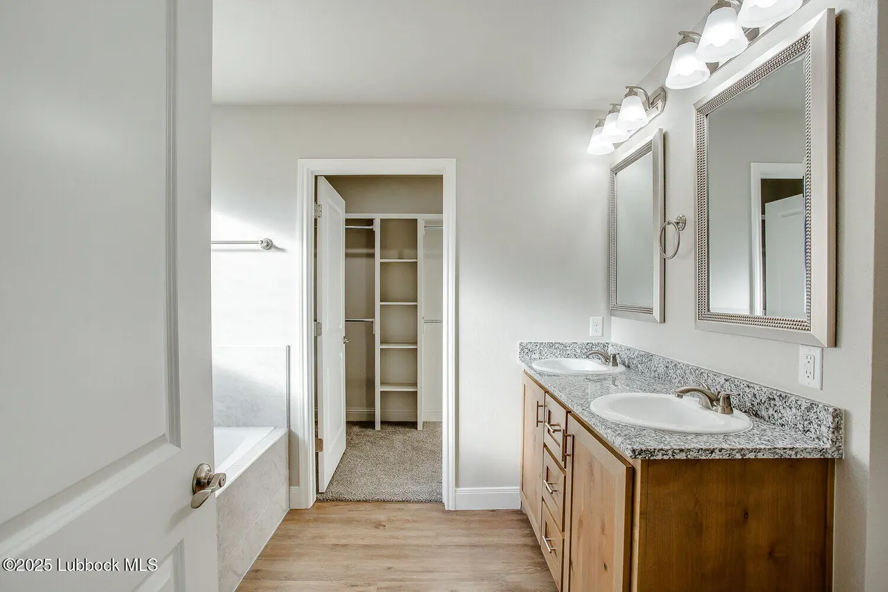 Photo 9 — 817 N 4th Street, Wolfforth, TX 79382