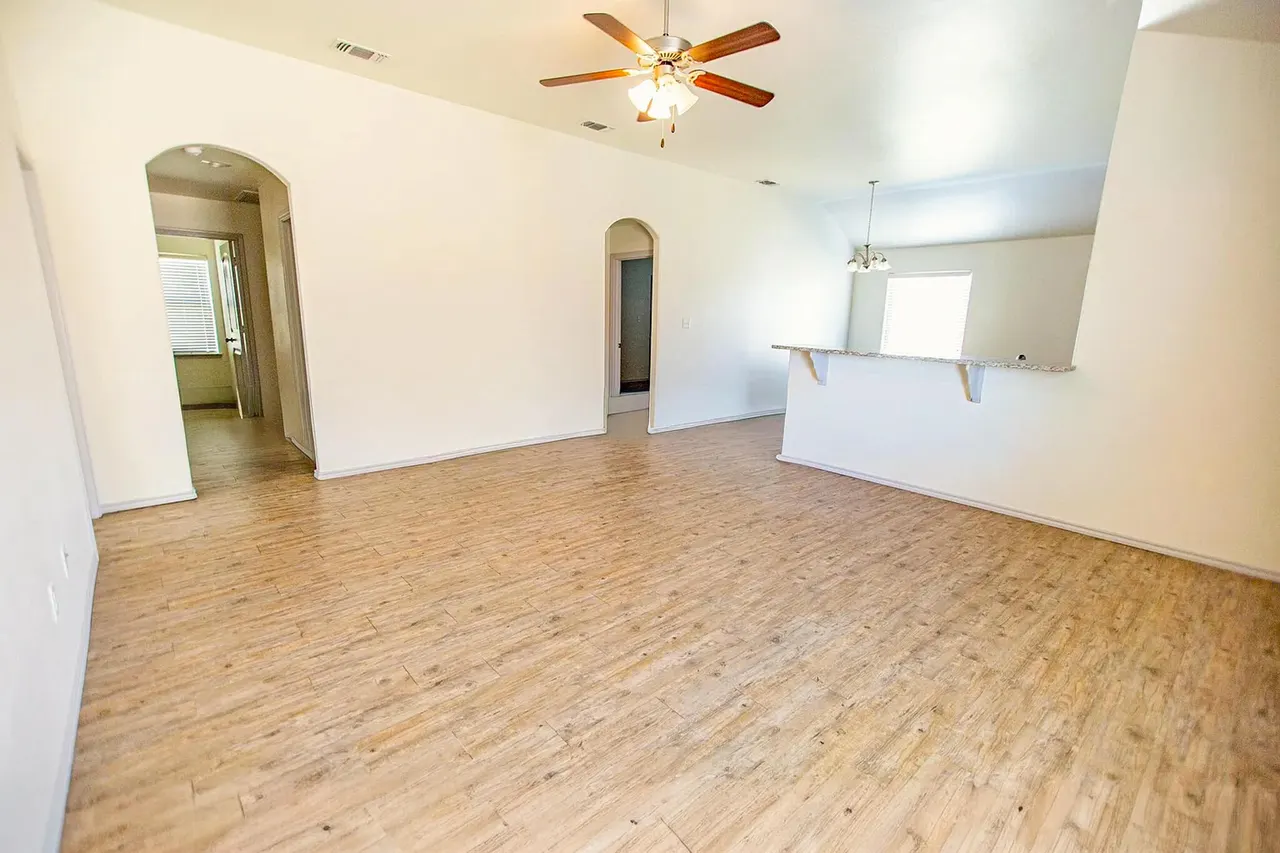 Photo 7 — 1220 Kingston Street, Wolfforth, TX 79382