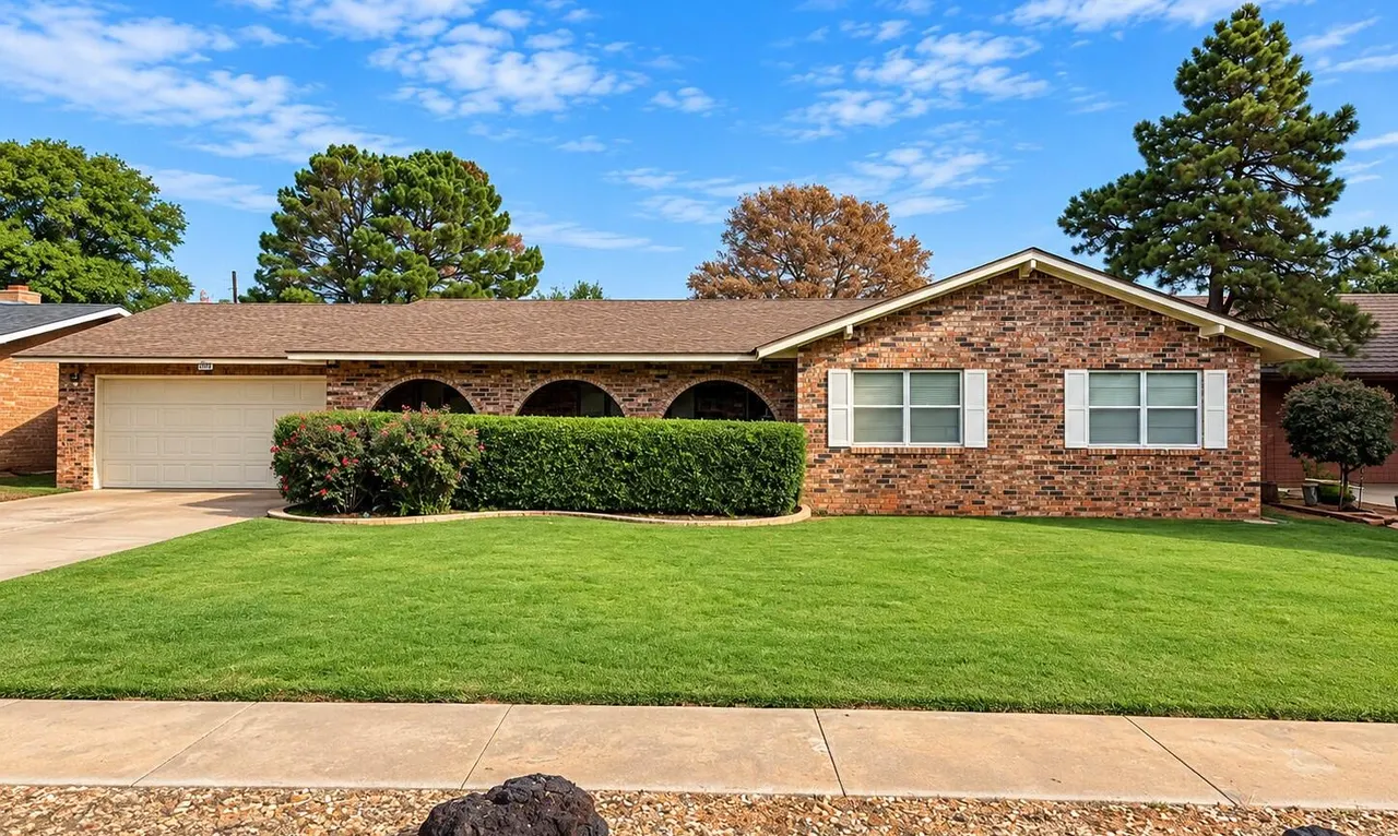 Front exterior — 603 E Garfield Avenue, Morton, TX 79346