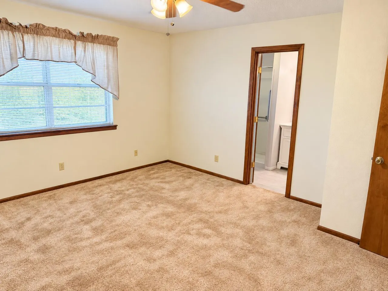 Photo 13 — 603 E Garfield Avenue, Morton, TX 79346