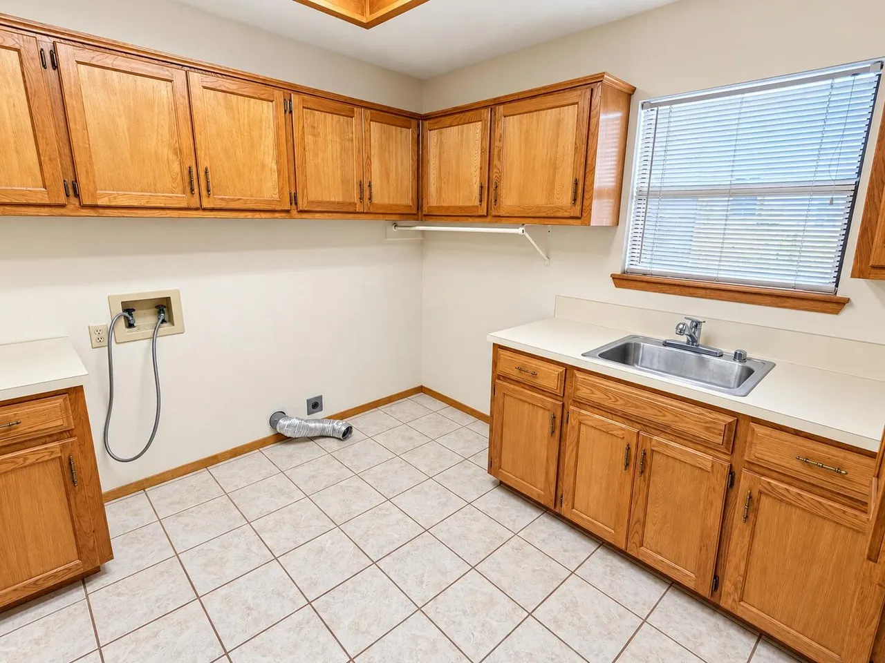 Photo 19 — 603 E Garfield Avenue, Morton, TX 79346