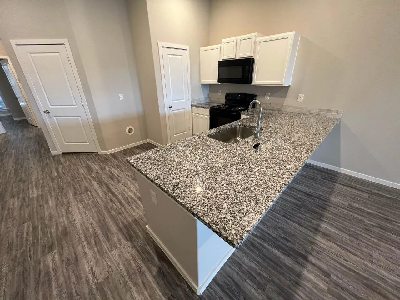 Photo 4 — 1908 Langford Avenue A, Lubbock, TX 79407