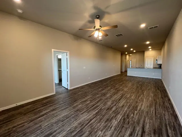Photo 6 — 1908 Langford Avenue A, Lubbock, TX 79407
