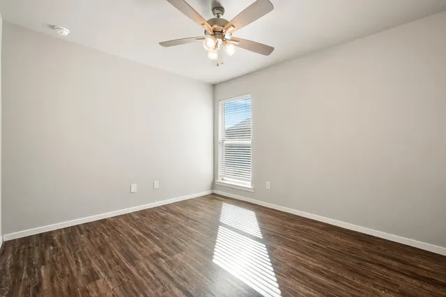 Photo 8 — 1916 Kirksey Avenue, Lubbock, TX 79407