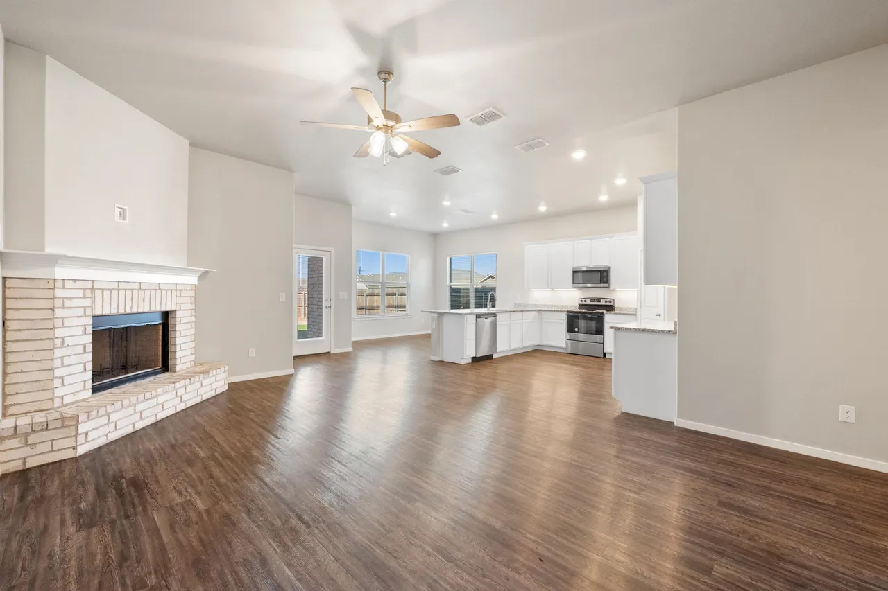 Photo 10 — 1916 Kirksey Avenue, Lubbock, TX 79407