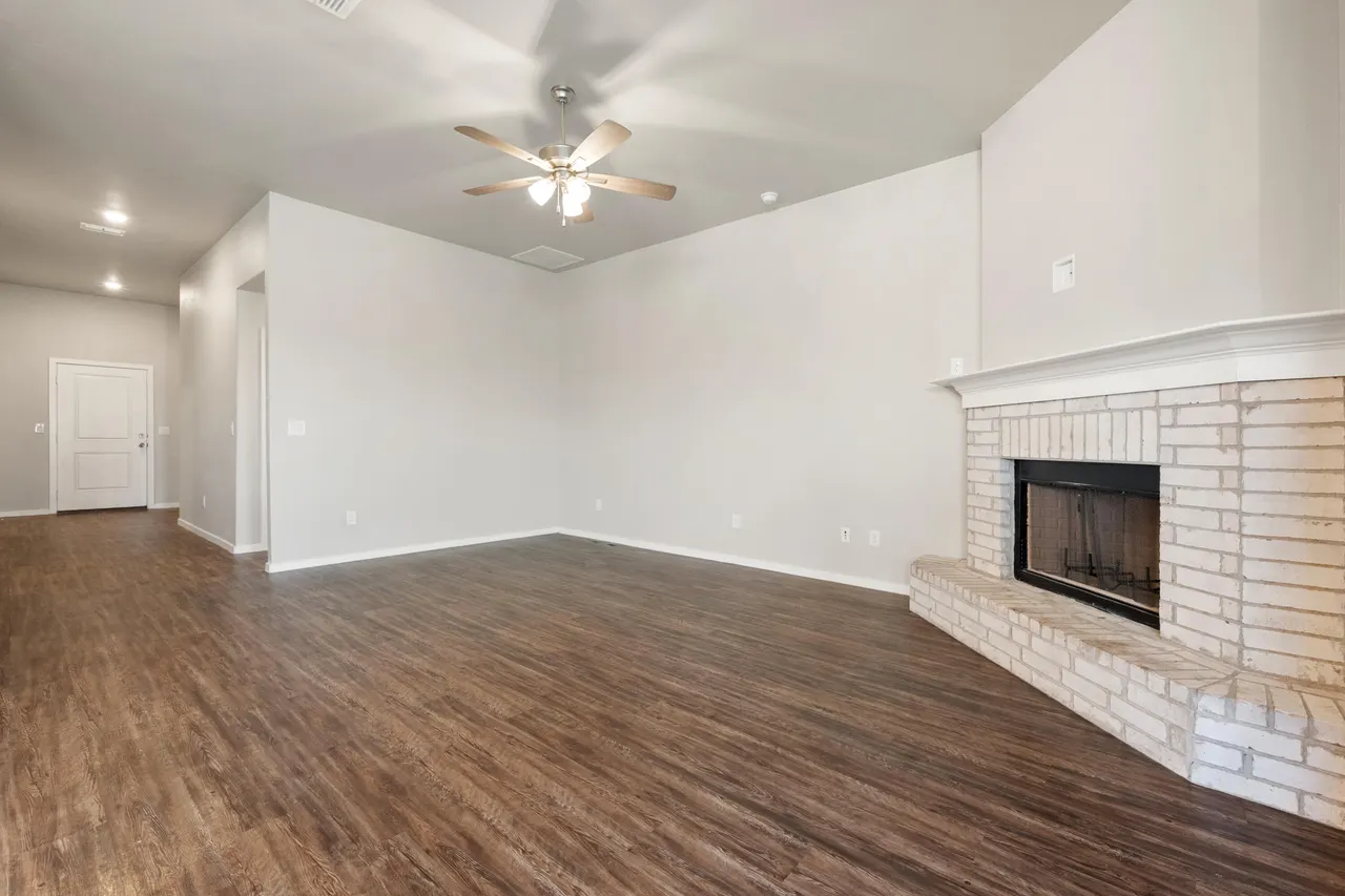 Photo 11 — 1916 Kirksey Avenue, Lubbock, TX 79407