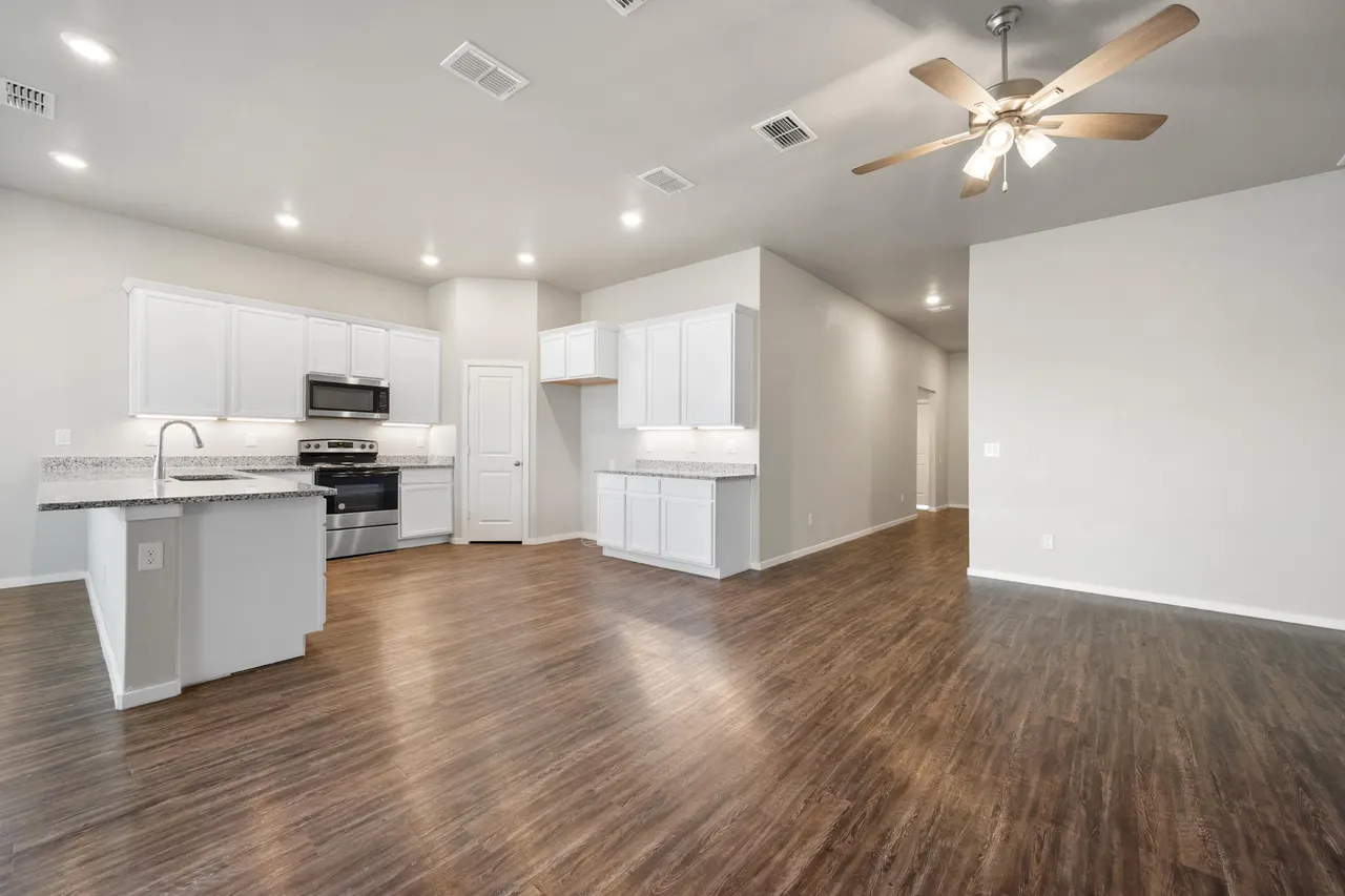 Photo 12 — 1916 Kirksey Avenue, Lubbock, TX 79407