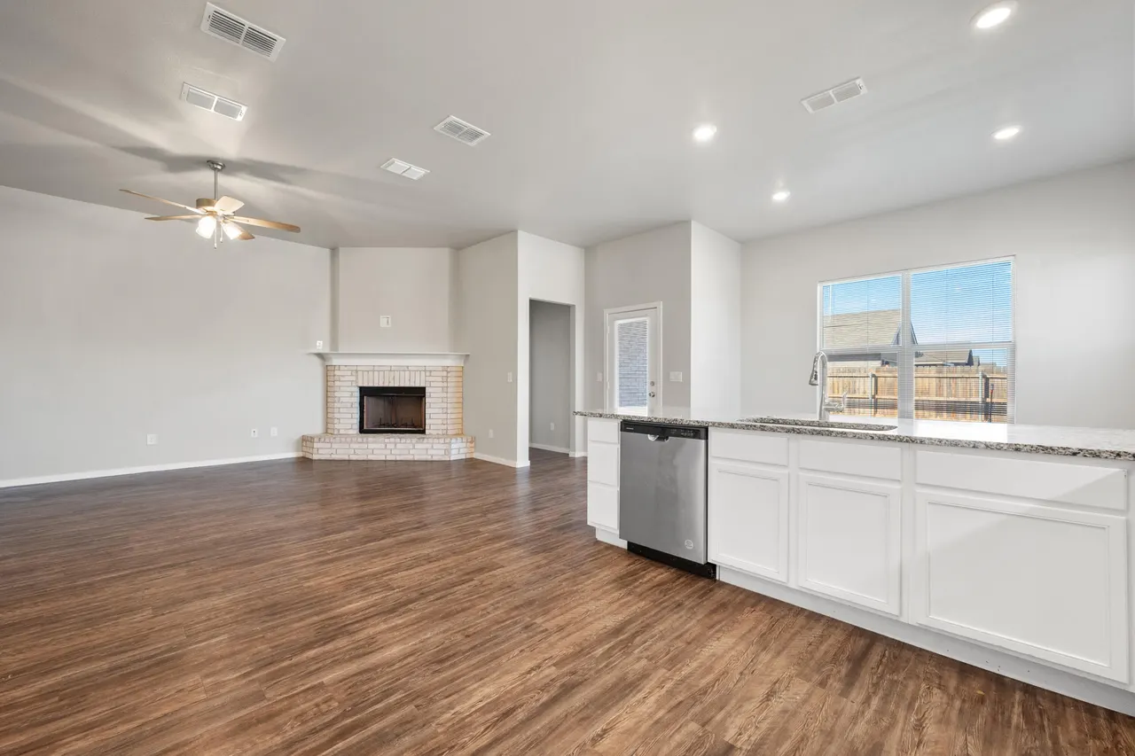 Photo 15 — 1916 Kirksey Avenue, Lubbock, TX 79407