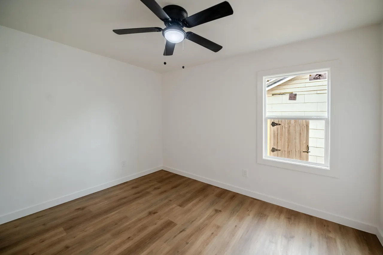 Photo 5 — 3218 33rd Street, Lubbock, TX 79410