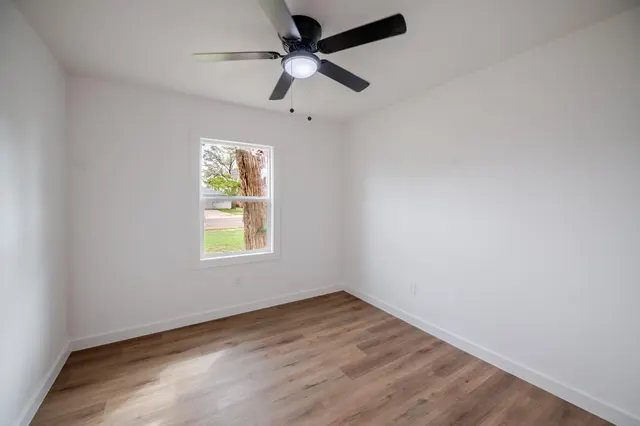 Photo 8 — 3218 33rd Street, Lubbock, TX 79410