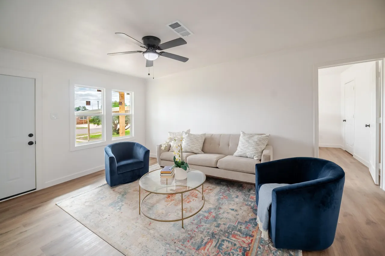 Photo 10 — 3218 33rd Street, Lubbock, TX 79410