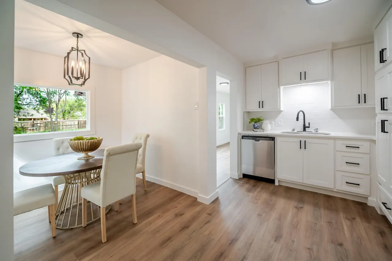 Photo 14 — 3218 33rd Street, Lubbock, TX 79410