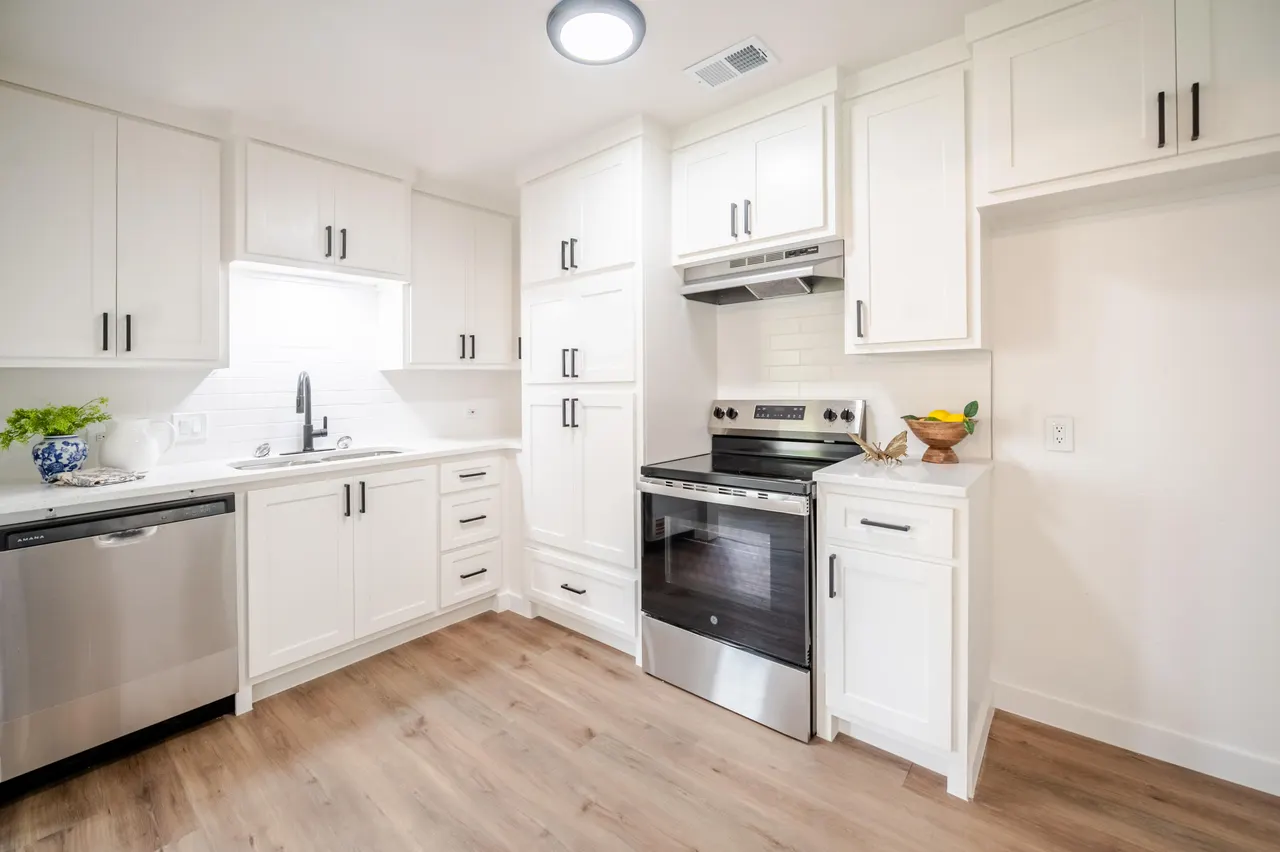 Photo 16 — 3218 33rd Street, Lubbock, TX 79410