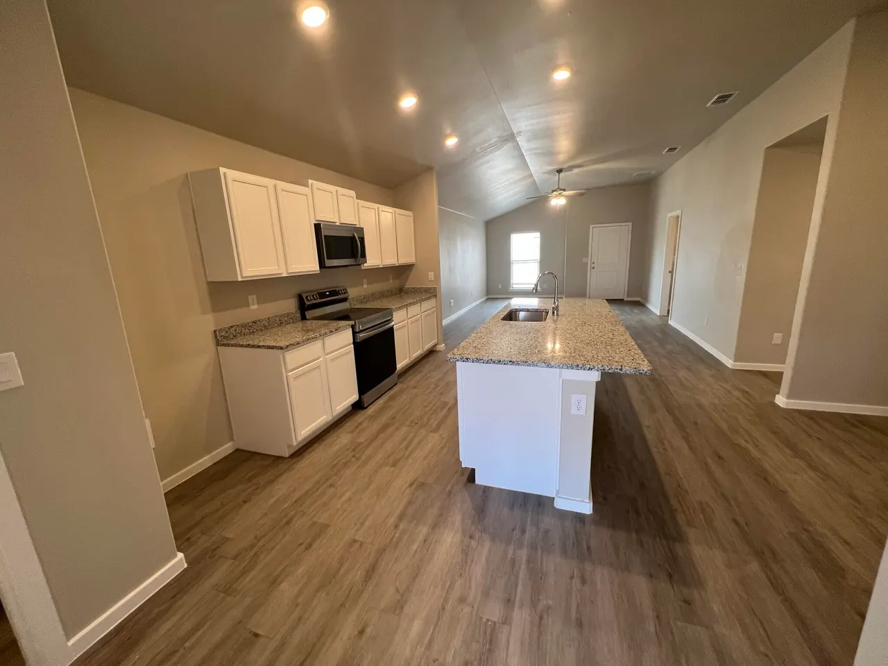 Photo 9 — 2114 Kirksey Avenue, Lubbock, TX 79407