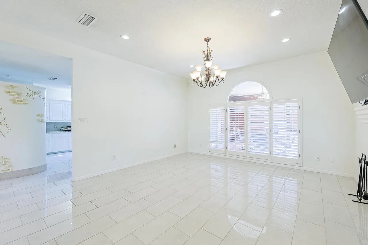 Photo 5 — 4001 97th Street, Lubbock, TX 79423