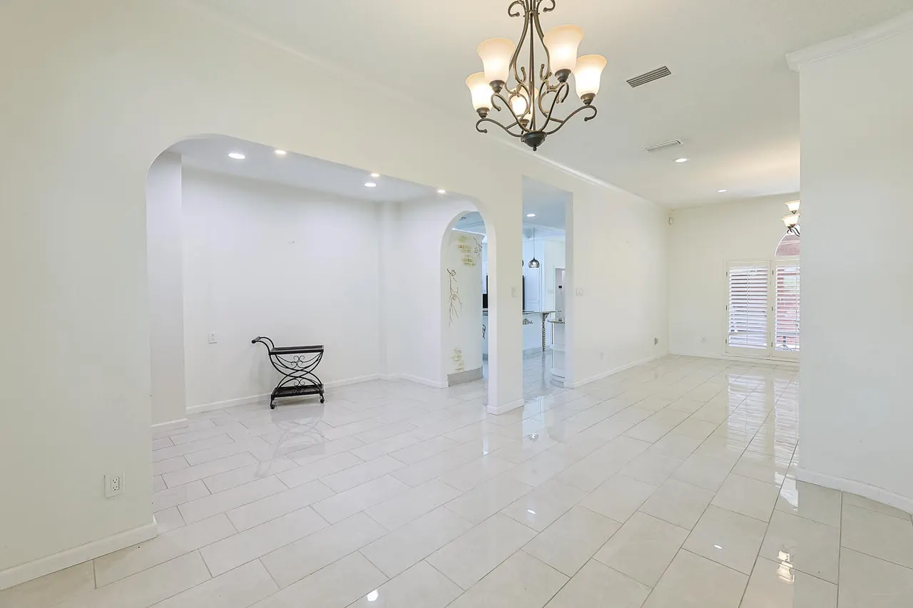 Photo 10 — 4001 97th Street, Lubbock, TX 79423