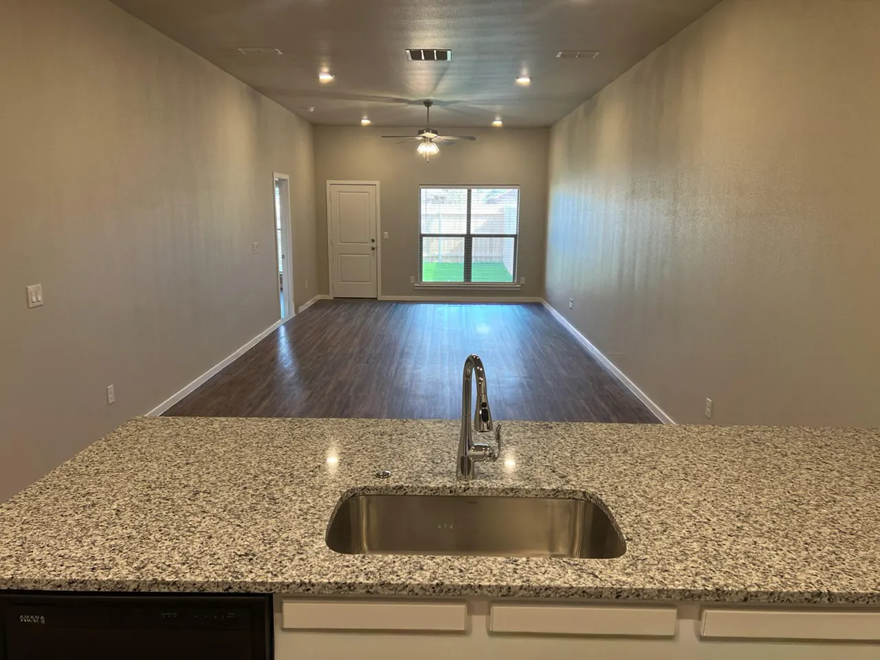 Photo 8 — 2102 Kokomo Avenue Unit b, Lubbock, TX 79407
