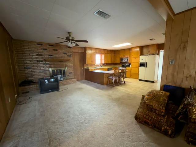 Photo 2 — 805 W 6th Street, Post, TX 79356