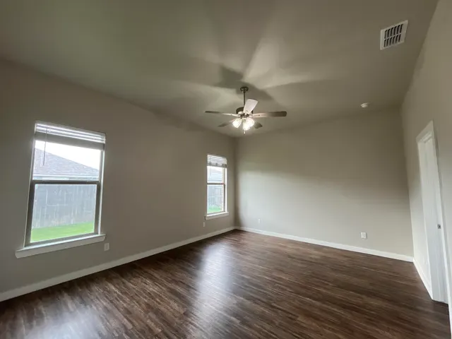 Photo 5 — 2144 Kirksey Avenue, Lubbock, TX 79407