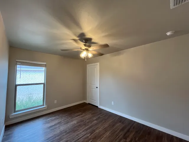 Photo 7 — 2144 Kirksey Avenue, Lubbock, TX 79407
