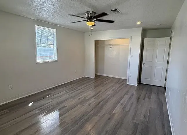 Photo 4 — 3202 Baylor Street, Lubbock, TX 79415