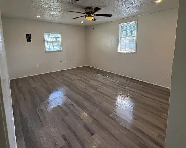 Photo 5 — 3202 Baylor Street, Lubbock, TX 79415