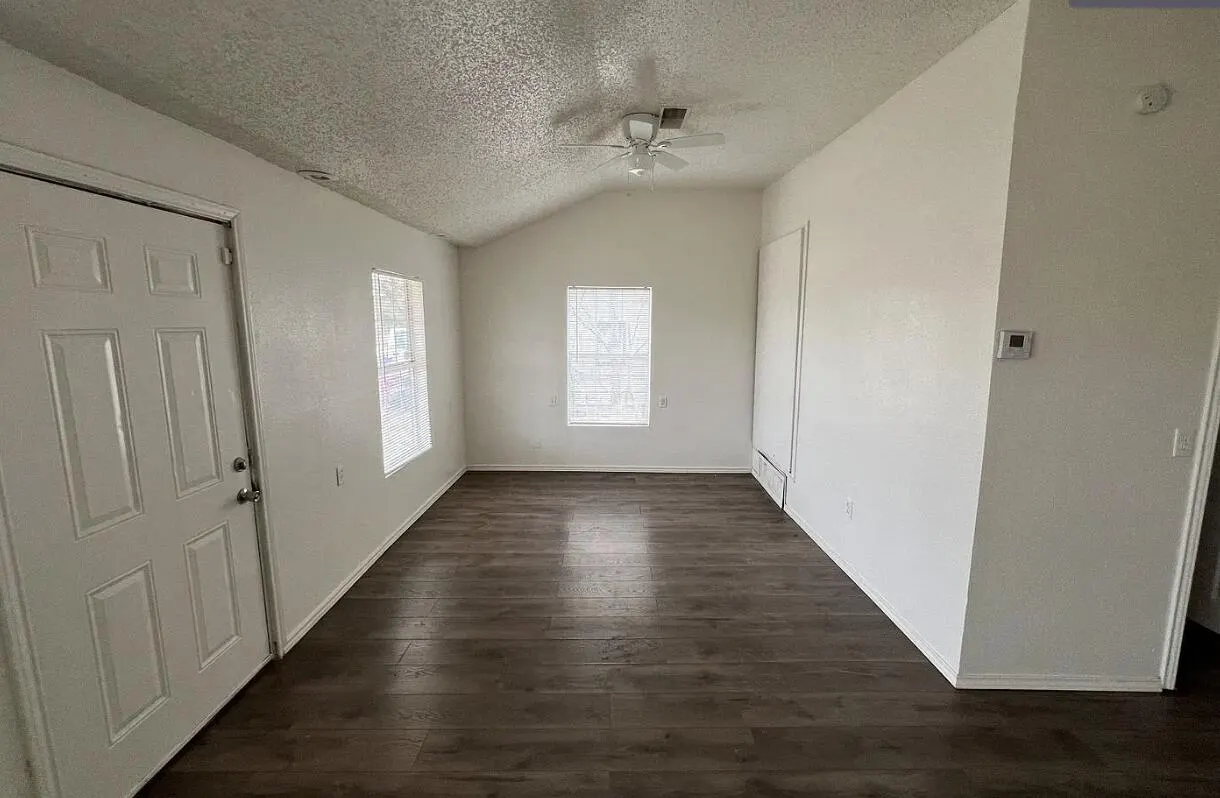 Photo 6 — 3202 Baylor Street, Lubbock, TX 79415