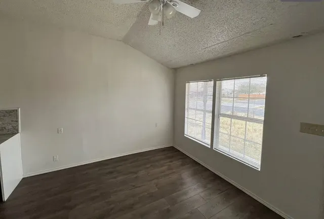 Photo 8 — 3202 Baylor Street, Lubbock, TX 79415