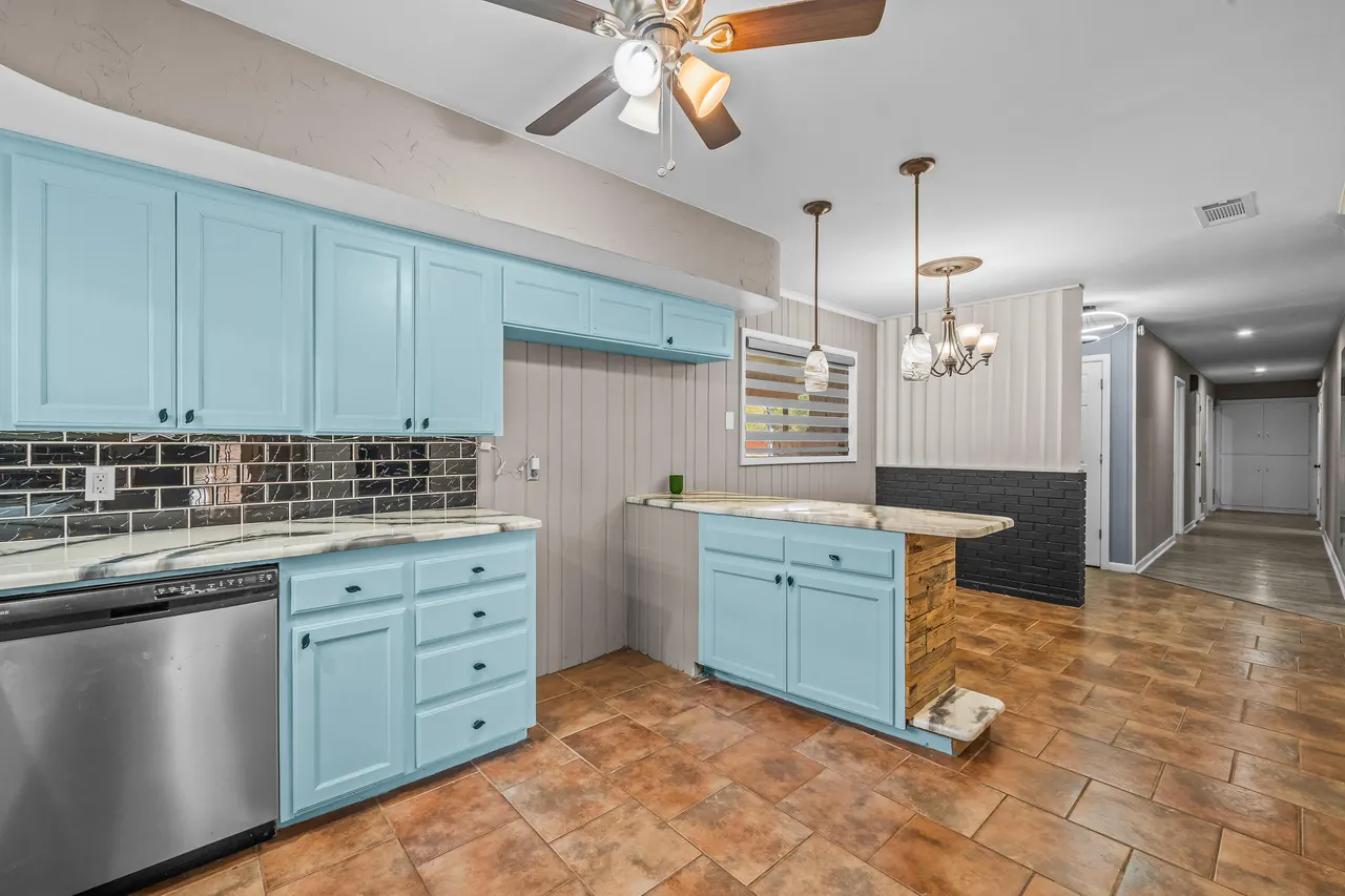 Photo 9 — 3615 47th Street, Lubbock, TX 79413