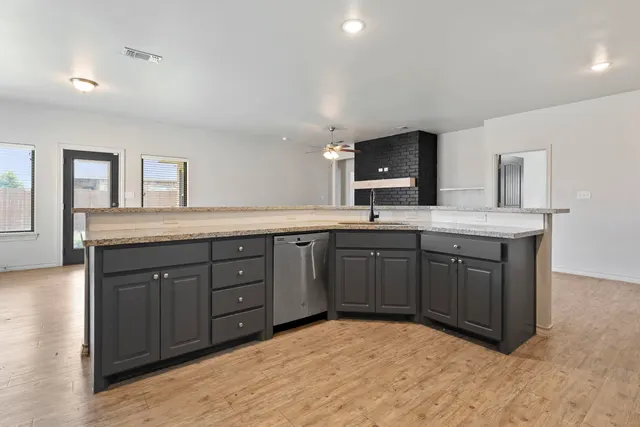 Photo 7 — 5307 Lehigh Street, Lubbock, TX 79416