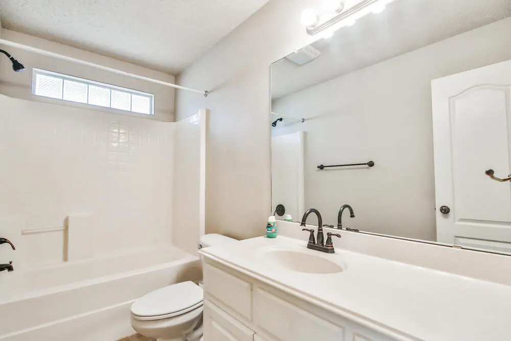 Photo 13 — 2306 97th Street, Lubbock, TX 79423