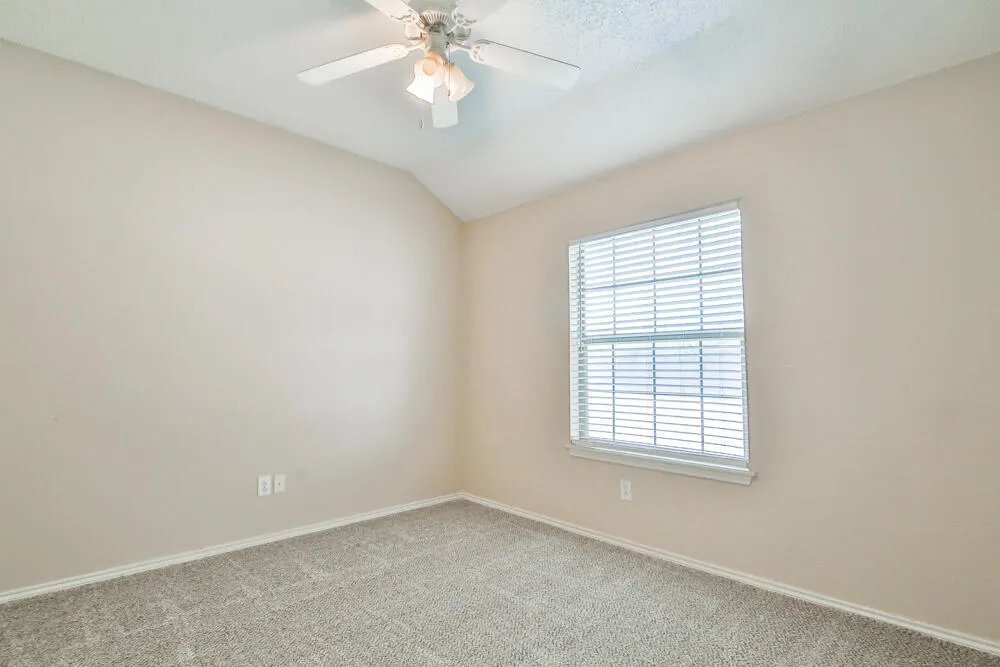 Photo 19 — 2306 97th Street, Lubbock, TX 79423