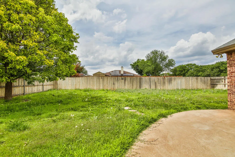 Photo 32 — 2306 97th Street, Lubbock, TX 79423