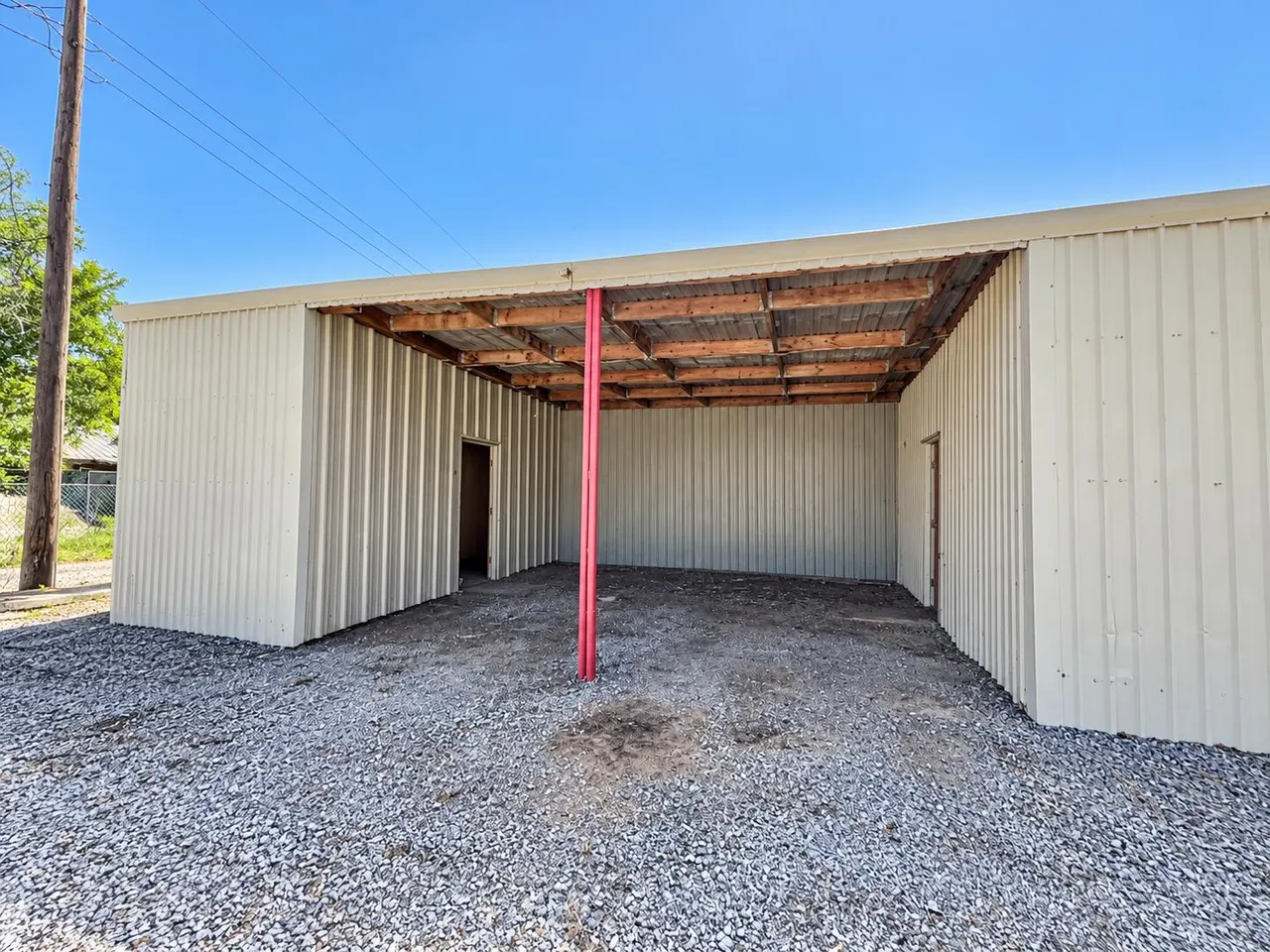 Photo 8 — 1314 W Dover Street, Memphis, TX 79245