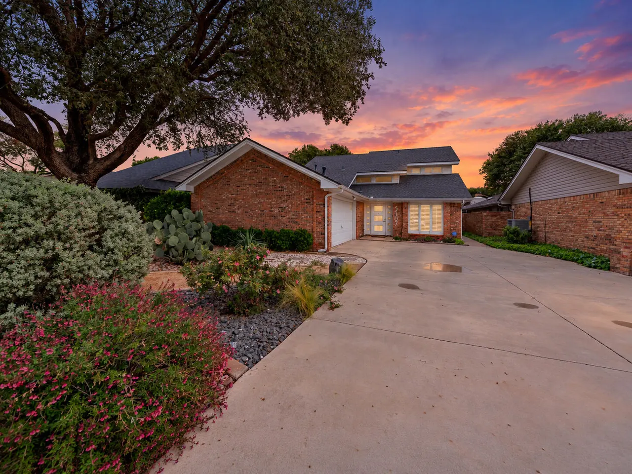 Photo 11 — 5107 1st Place, Lubbock, TX 79416