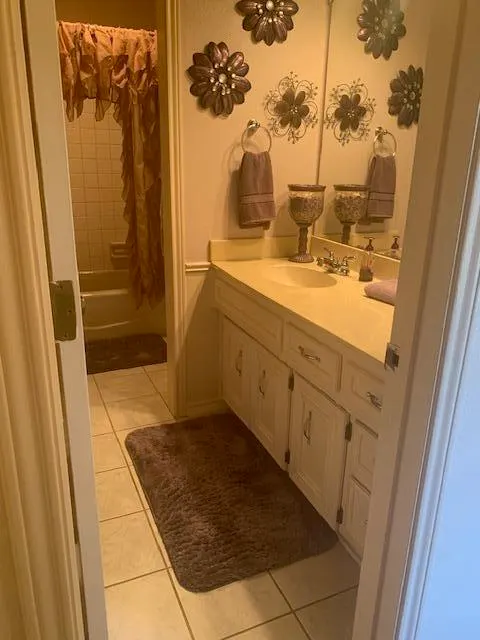 Photo 13 — 1001 Shady Oaks Lane, Brownfield, TX 79316