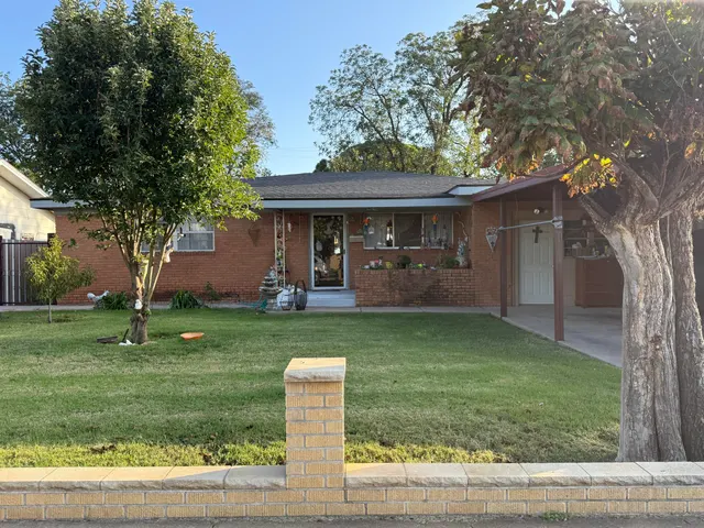 Photo 3 — 2013 44th Street, Lubbock, TX 79412
