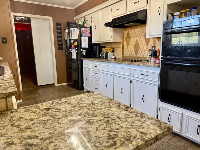 Photo 5 — 7902 Louisville Avenue, Lubbock, TX 79423