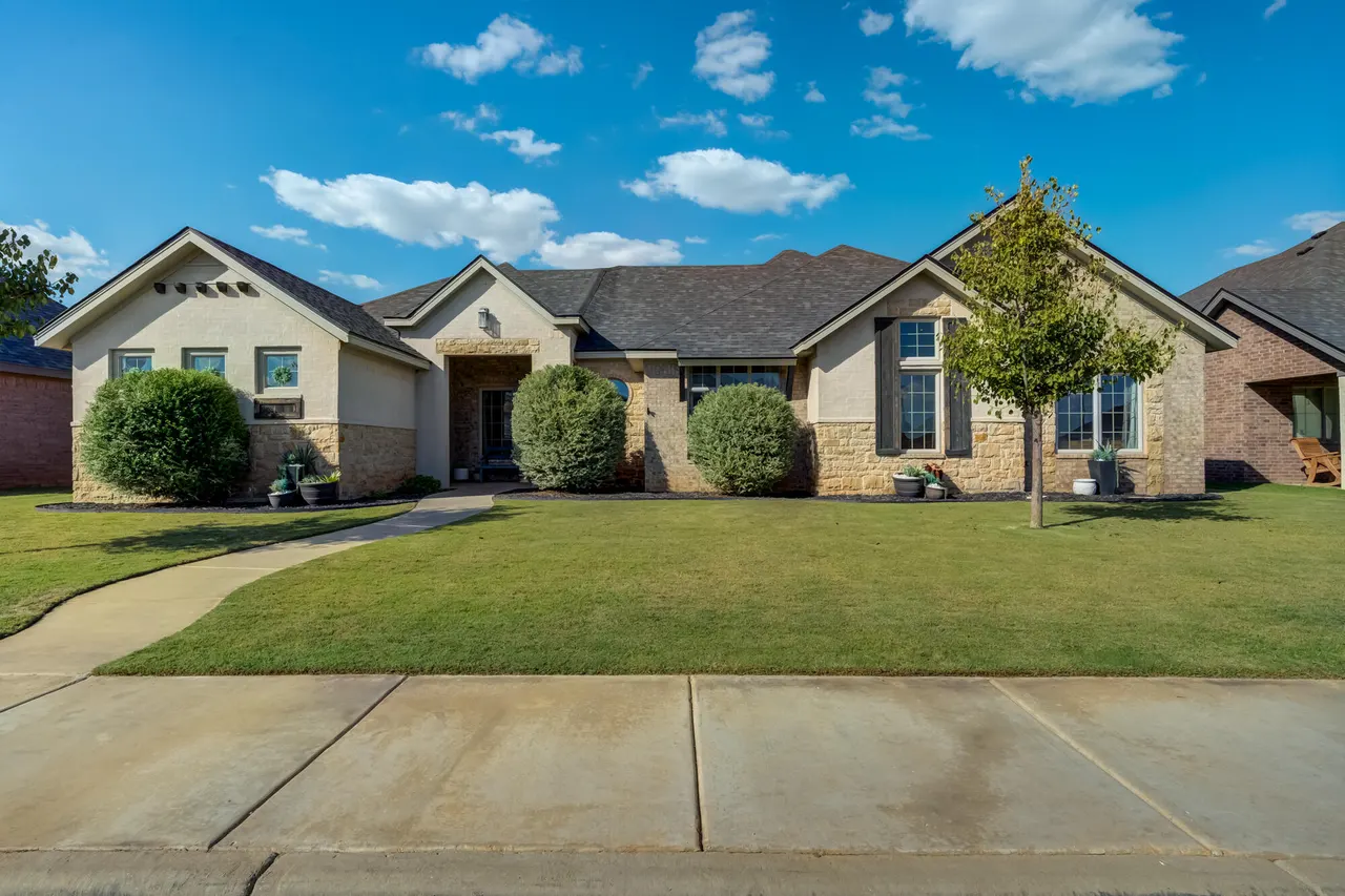 Front exterior — 6958 102nd Street, Lubbock, TX 79424