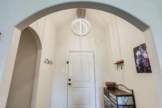 Photo 5 — 6525 72nd Street, Lubbock, TX 79424