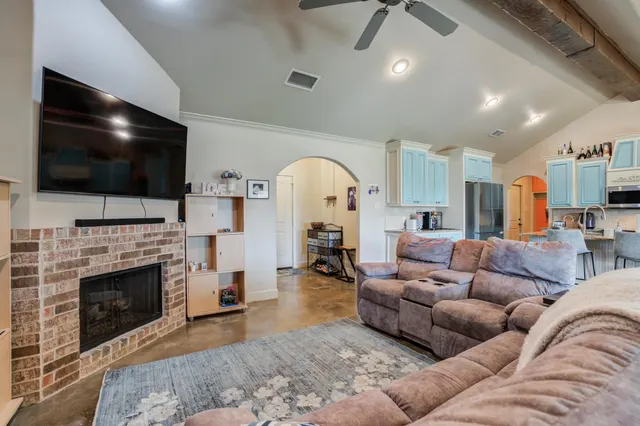 Photo 8 — 6525 72nd Street, Lubbock, TX 79424