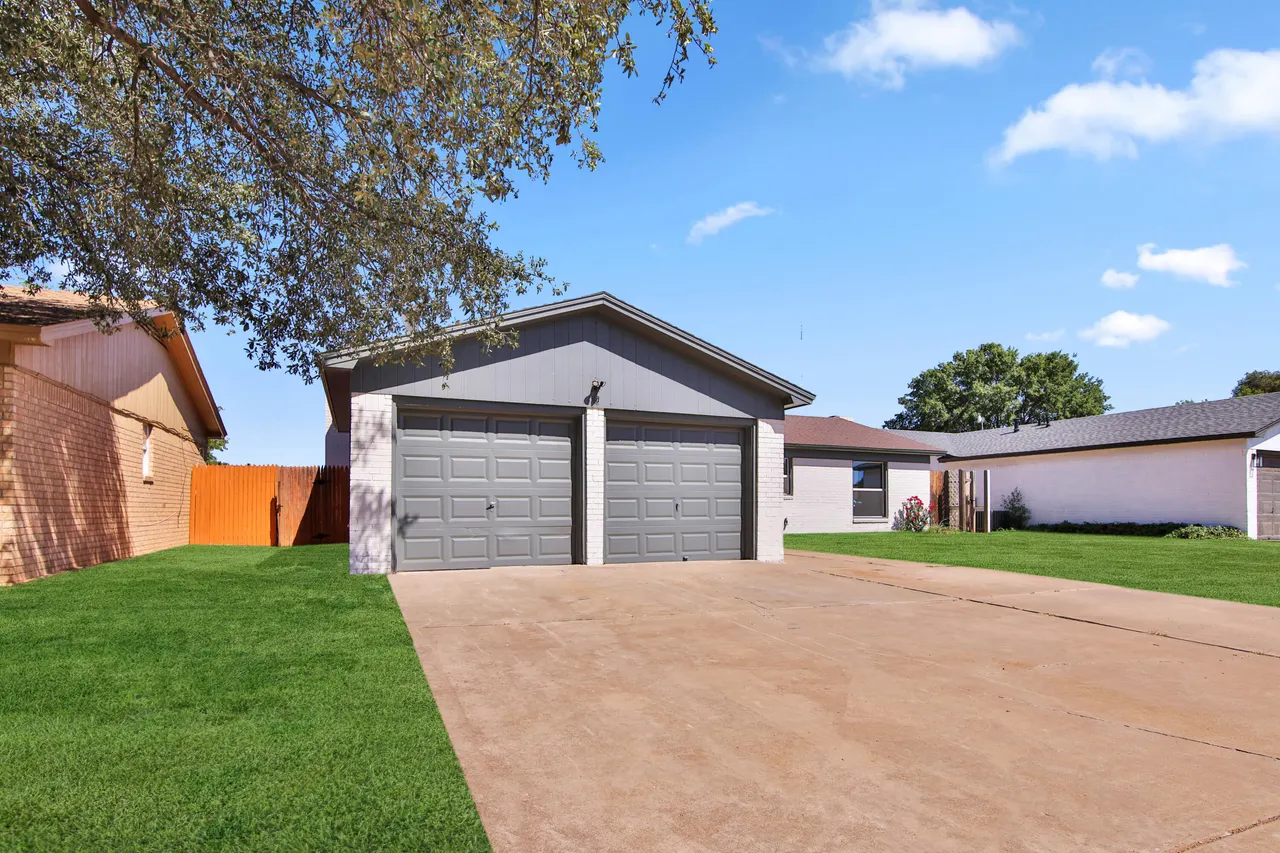 Photo 3 — 7807 Vernon Avenue, Lubbock, TX 79423