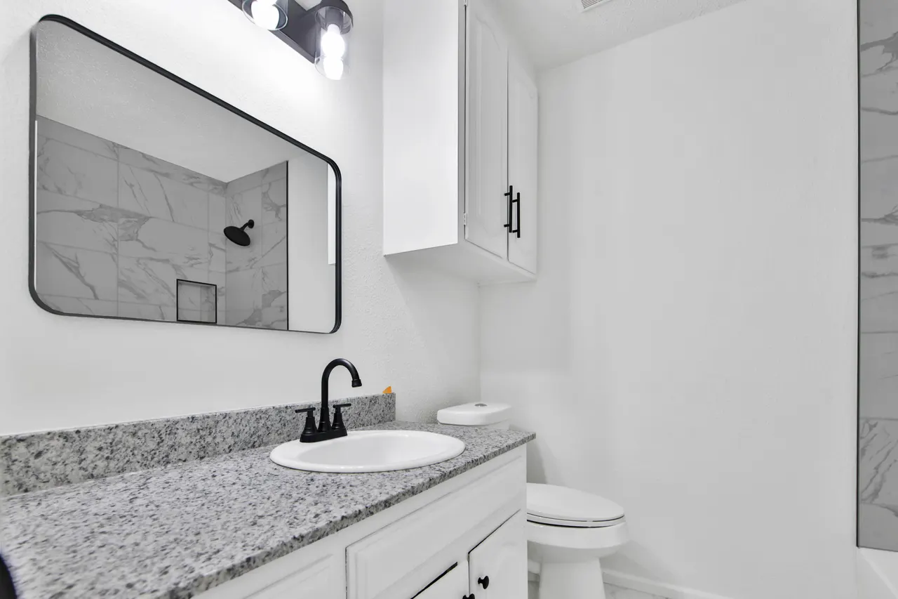 Photo 18 — 7807 Vernon Avenue, Lubbock, TX 79423