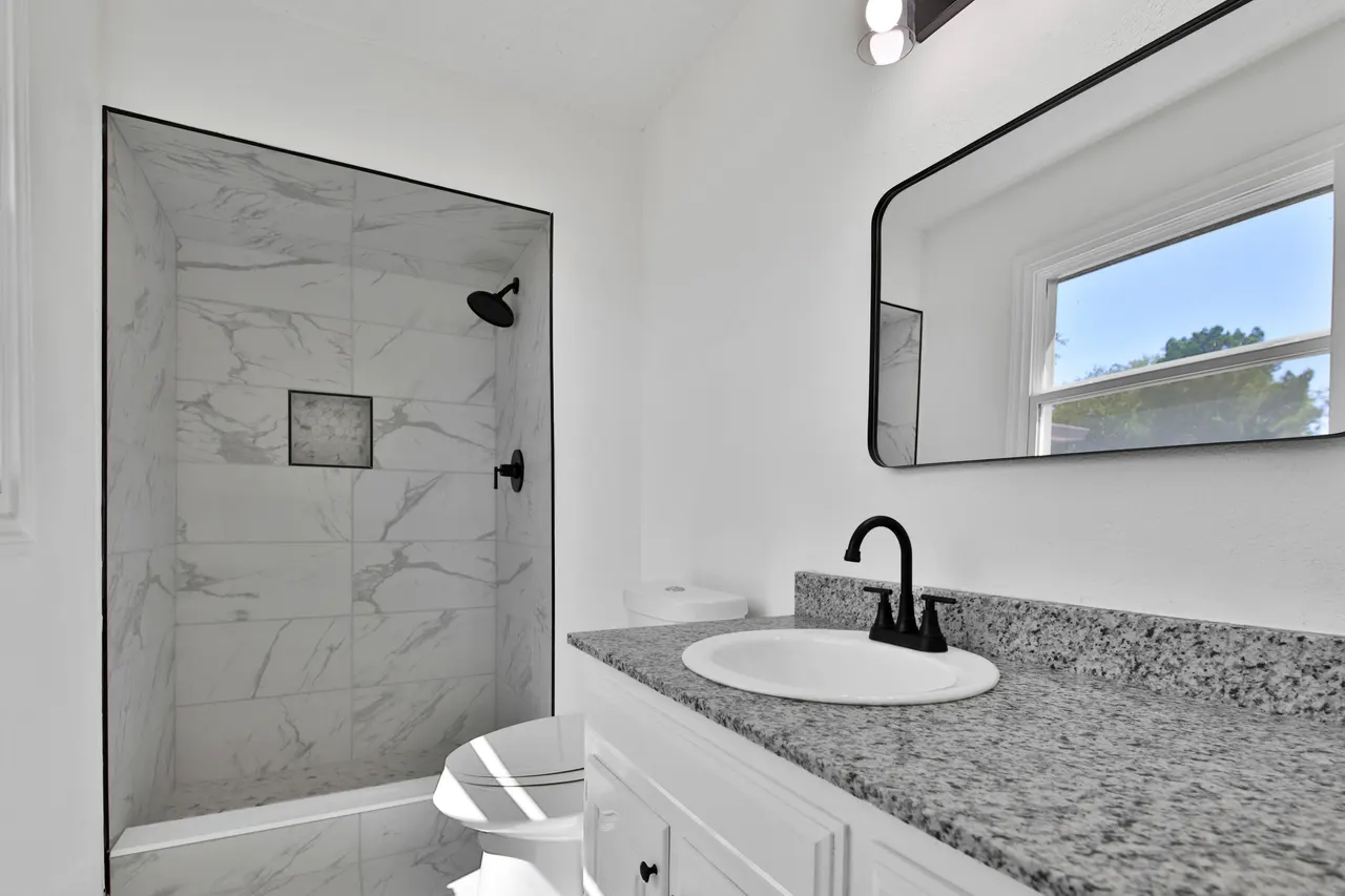 Photo 28 — 7807 Vernon Avenue, Lubbock, TX 79423
