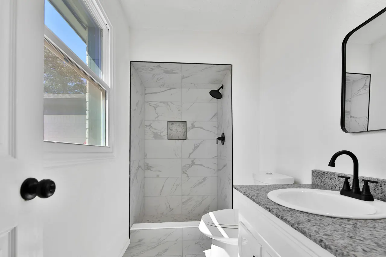Photo 29 — 7807 Vernon Avenue, Lubbock, TX 79423
