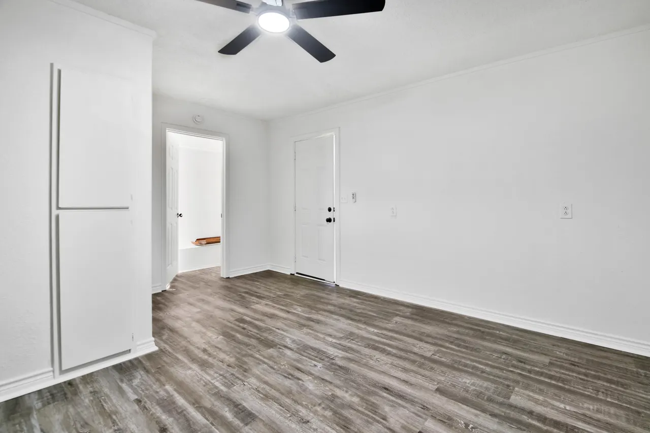 Photo 43 — 7807 Vernon Avenue, Lubbock, TX 79423