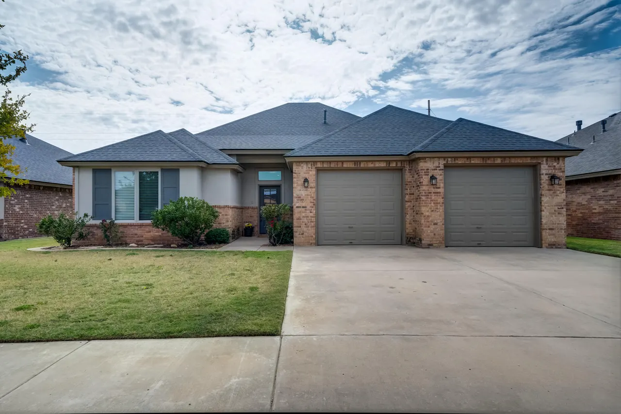 Front exterior — 6919 72nd Street, Lubbock, TX 79424